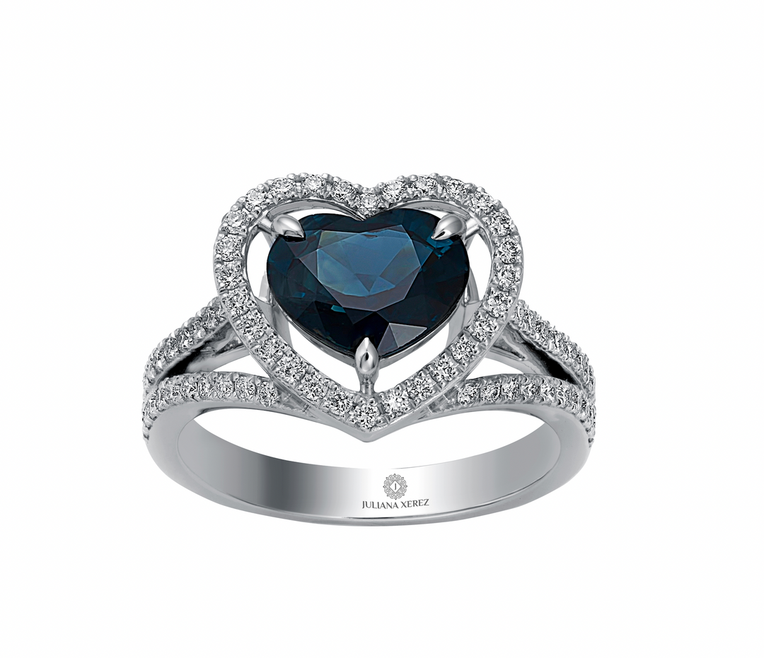 18K White Gold Blue Heart Sapphire